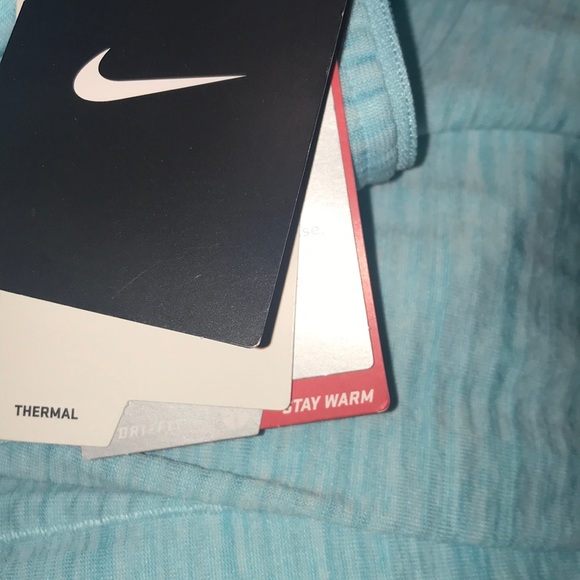 NEW NIKE DRI-FIT THERMAL TOP - Picture 7 of 8